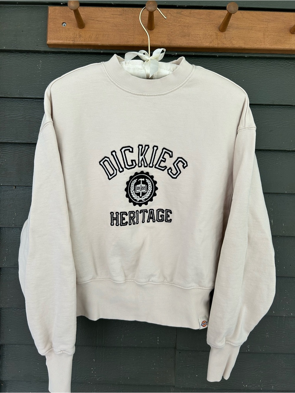 Dickies Heritage Crewneck Sweater in Light Beige | Youth M